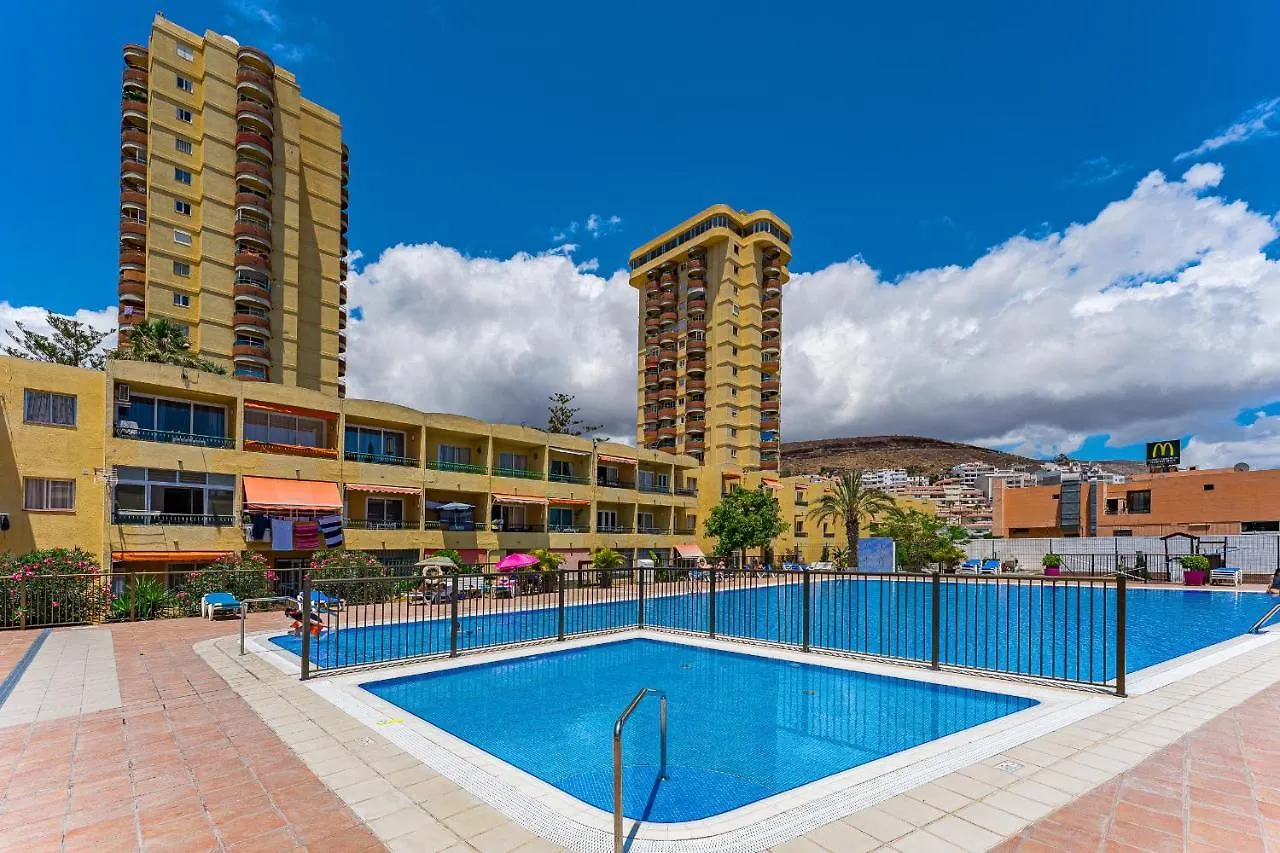 Torres Del Sol Beach Front Apartment Ph06 로스크리스티아노스
