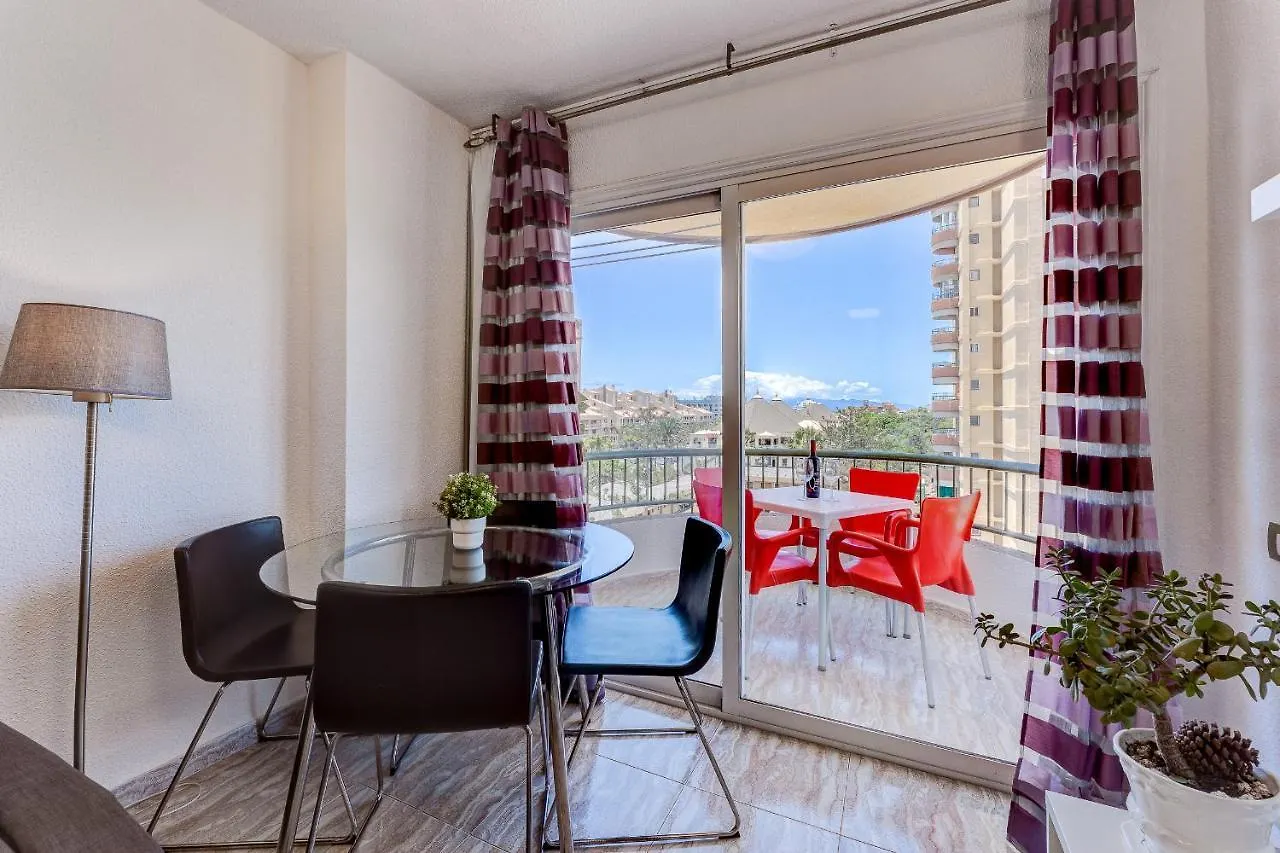 Torres Del Sol Beach Front Apartment Ph06 로스크리스티아노스